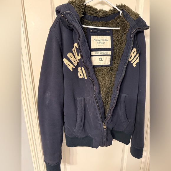 Vintage Abercrombie & Fitch 2000s Wolf Jaw Navy Faux Fur Lined Hooded Jacket XL - Picture 5 of 5